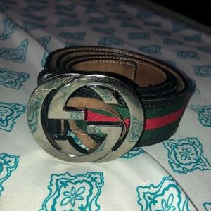 Men’s Gucci belt